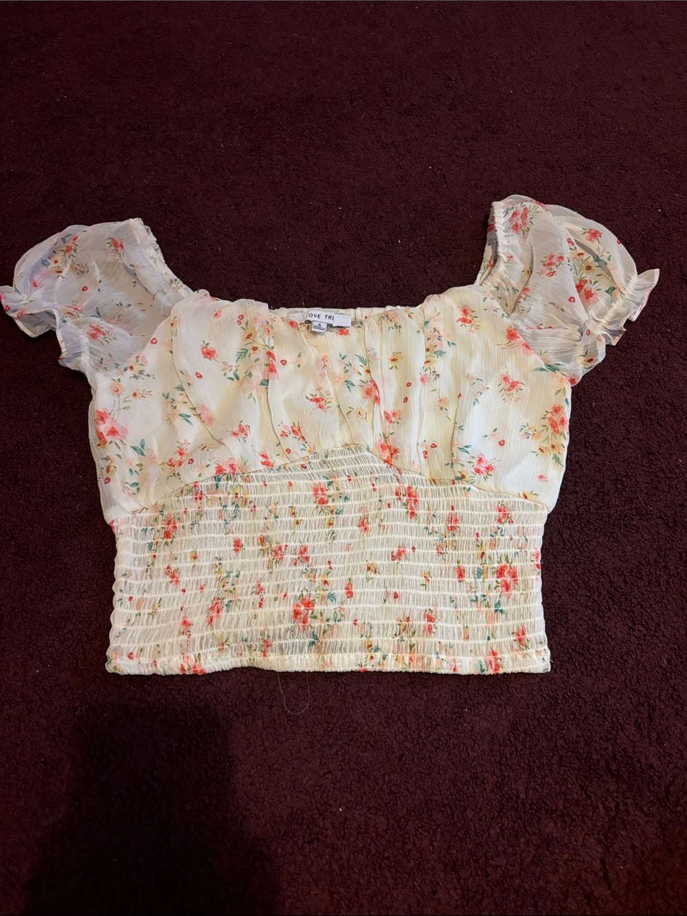 NWT love tree floral top